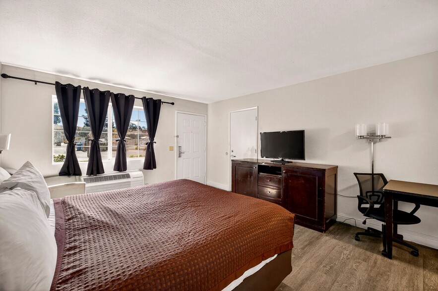 More Photos Of 725 Broadway St, Chico Hotel For Sale