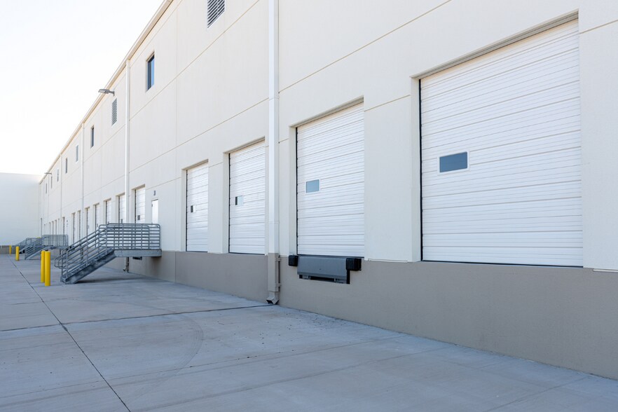 More Photos Of 814 FM 1489, Brookshire Distribution For Lease