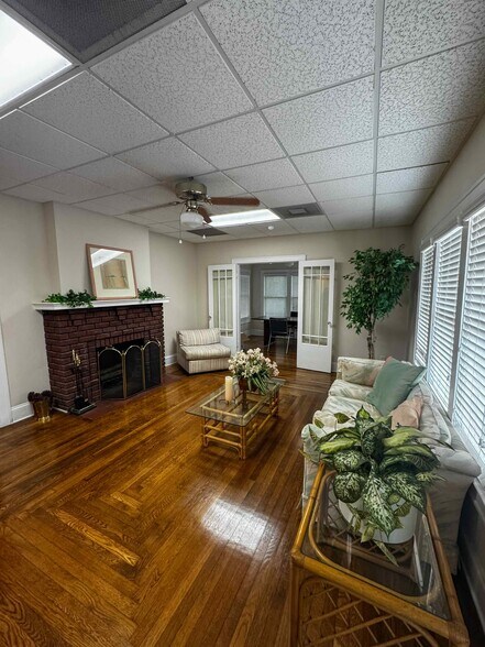 More Photos Of 2691 W Fairbanks Ave, Winter Park Office For Sale