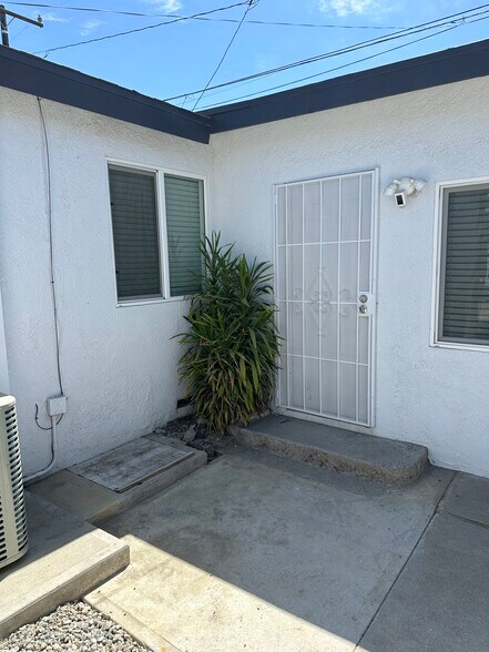 More Photos Of 1235 Clavel Ave, Ventura Apartments For Sale