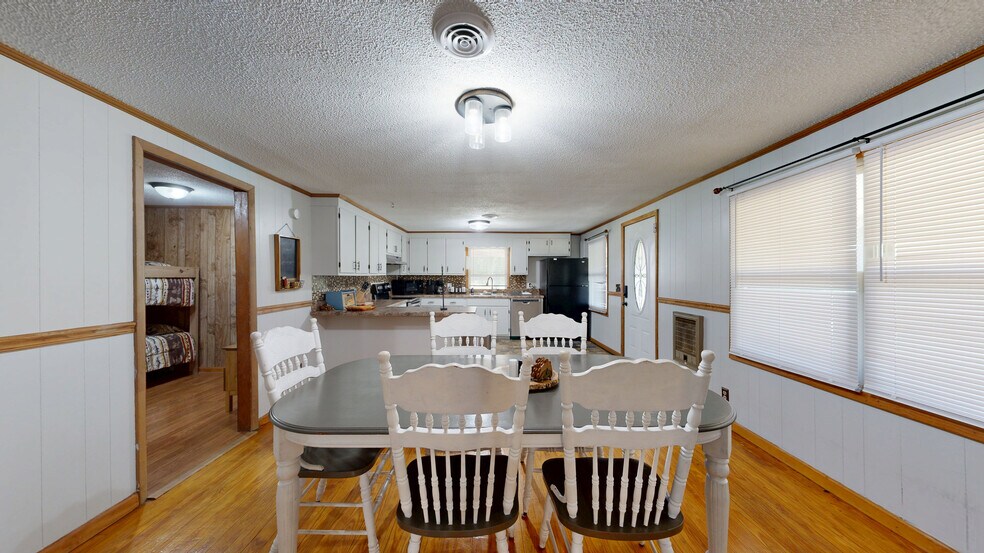 More Photos Of 444 Charlie Roberts Rd, Pelham Hospitality For Sale