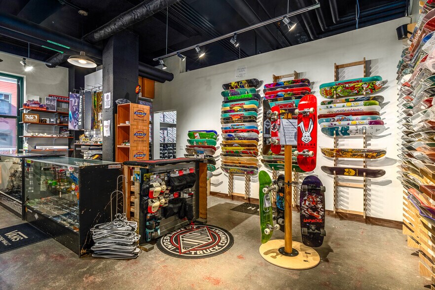 More Photos Of 703 Lincoln Ave, Steamboat Springs Apartments For Sale