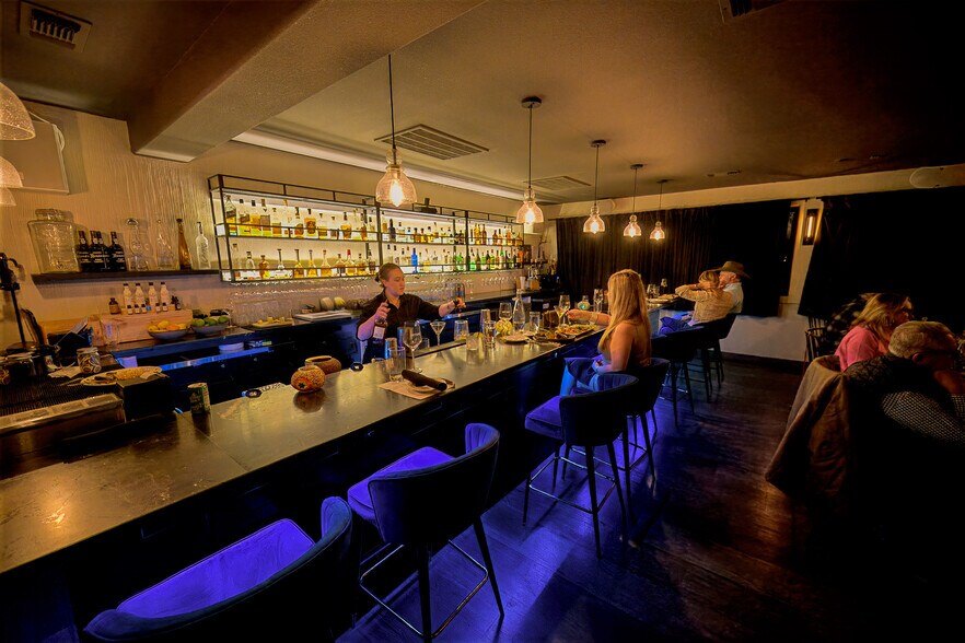 More Photos Of 300 E Main St, Johnson City Restaurant For Sale