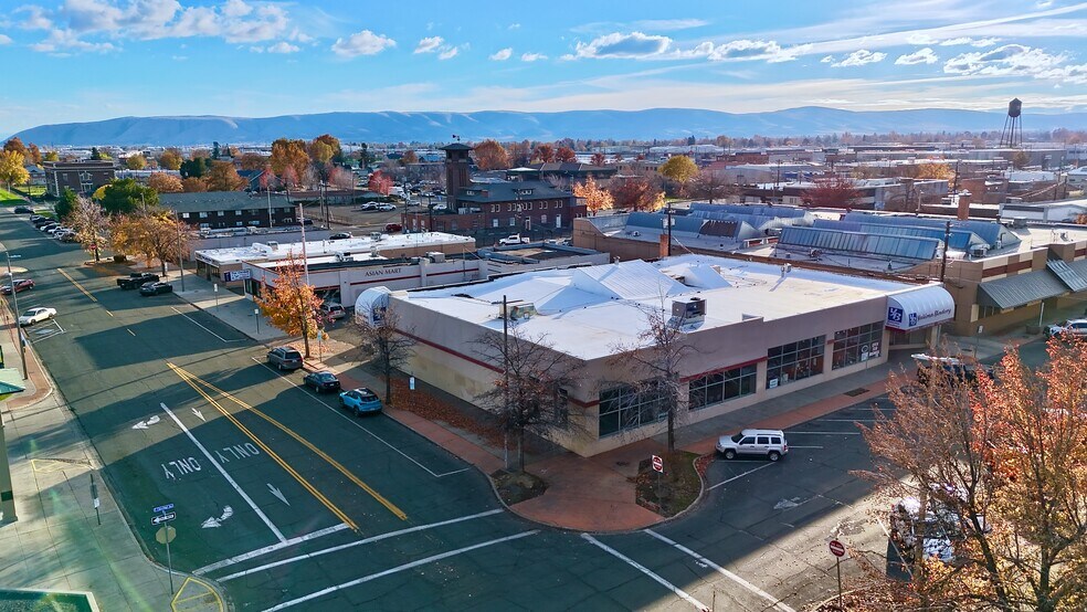 More Photos Of 310 E Chestnut Ave, Yakima Freestanding For Sale