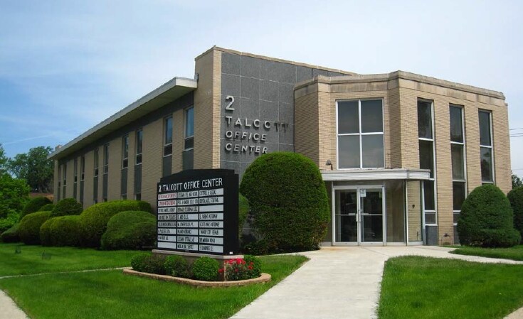 Primary Photo Of 2 W Talcott Rd, Park Ridge Office For Lease