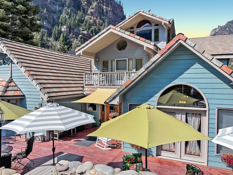 More Photos Of 118 6TH Ave, Ouray Hotel For Sale