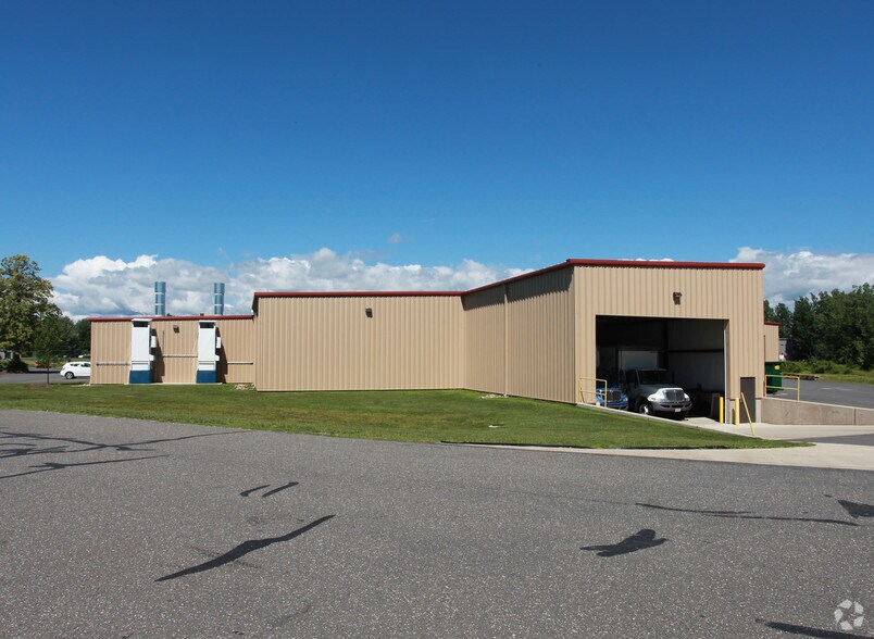 More Photos Of 115 Industrial Dr, Northampton Warehouse For Sale