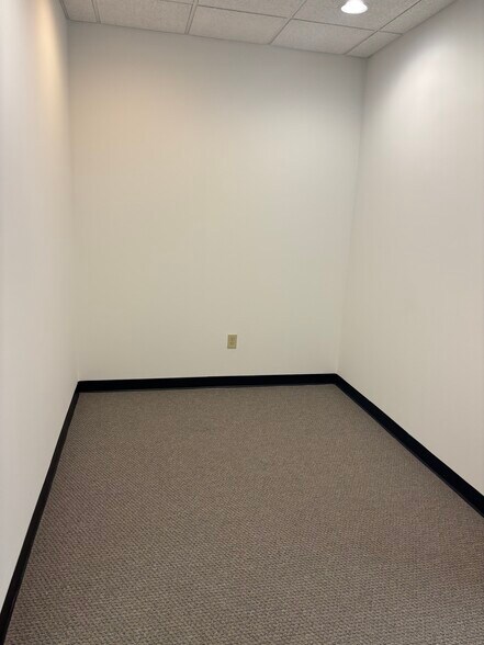 More Photos Of 7240 Muirfield Dr, Dublin Medical For Lease