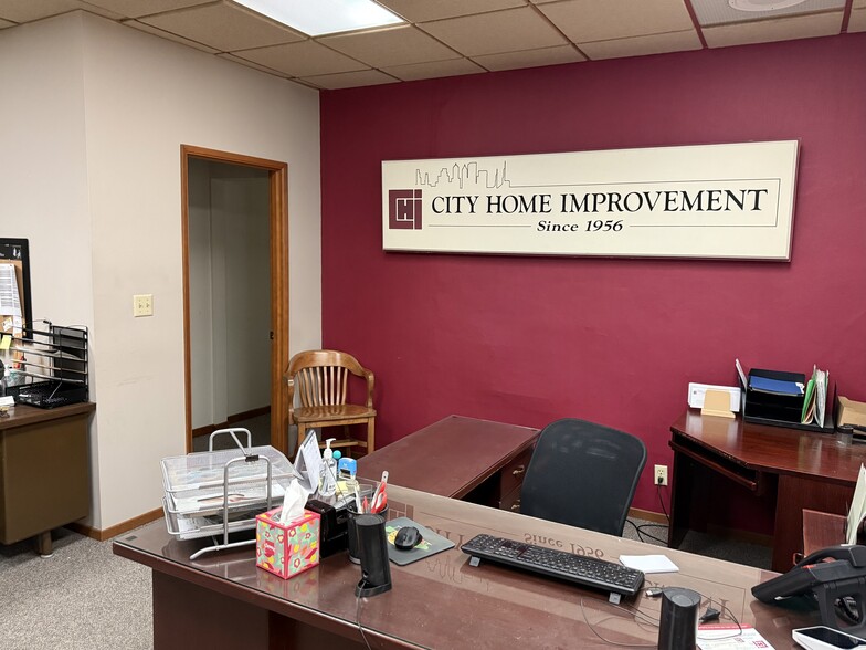 More Photos Of 8811 NE Sandy Blvd, Portland Freestanding For Sale