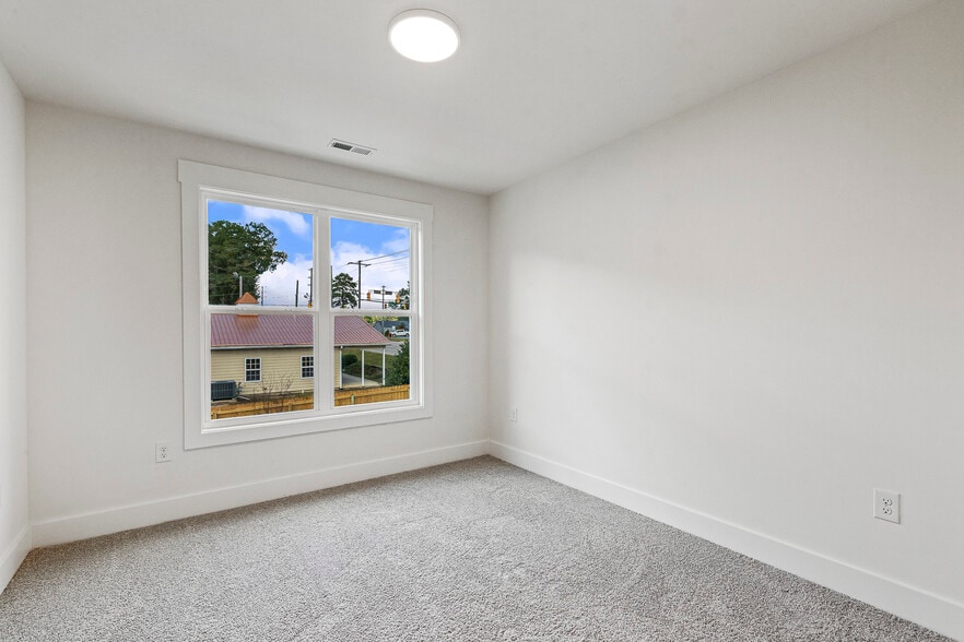 More Photos Of 102 Chella Ct, Sanford Apartments For Sale