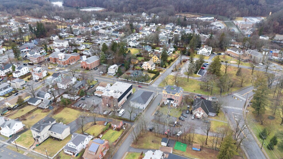 More Photos Of 2622 South Ave, Wappingers Falls Office For Sale