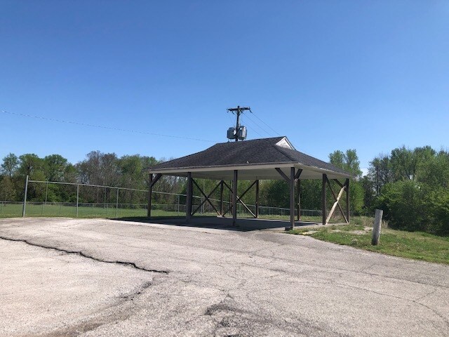 More Photos Of 21101 E State Route 78, Independence Light Distribution For Lease