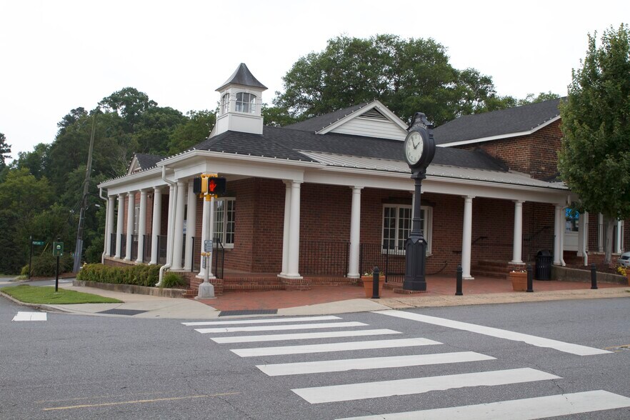 Primary Photo Of 103 Main St, Mc Adenville General Retail For Lease