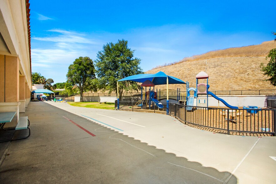 More Photos Of 2090 Chino Hills Pkwy, Chino Hills Schools For Lease