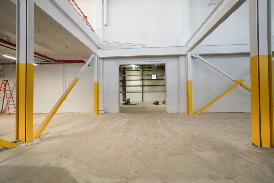 More Photos Of 845 E 136th St, Bronx Warehouse For Sale
