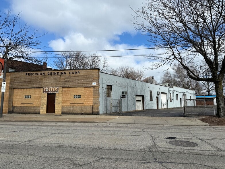 More Photos Of , Cleveland Unknown For Sale