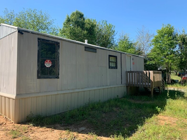 More Photos Of 308-311B Drake Cir, Anderson Multifamily For Sale