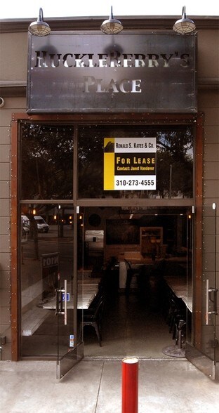 More Photos Of 8730 Santa Monica Blvd, West Hollywood Restaurant For Lease