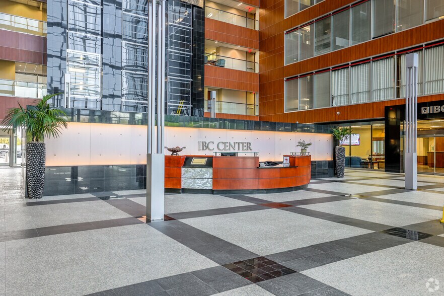 More Photos Of 3817 NW Expressway, Oklahoma City Office For Lease