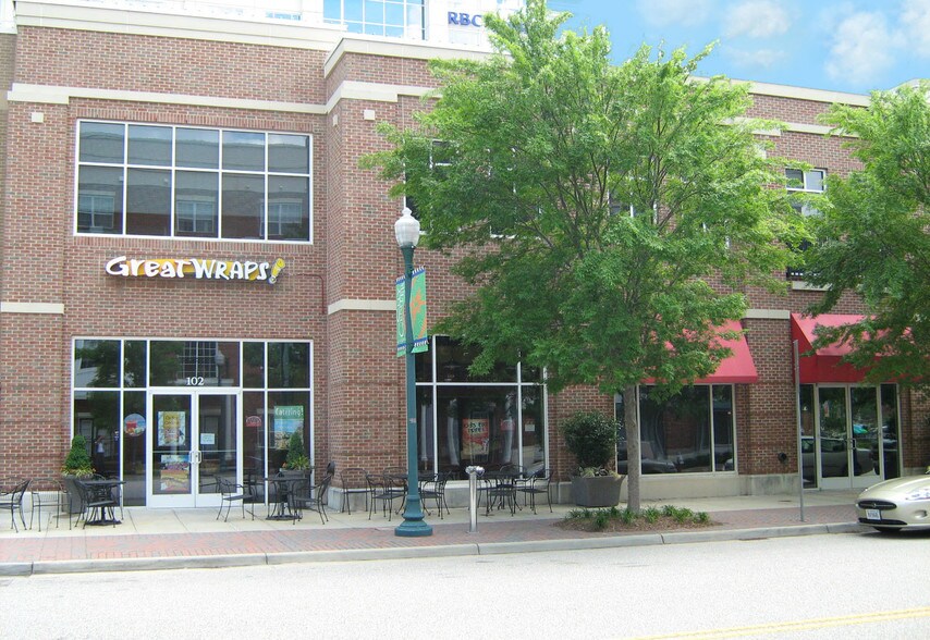 More Photos Of 11850 Merchants Walk, Newport News Storefront Retail Office For Lease