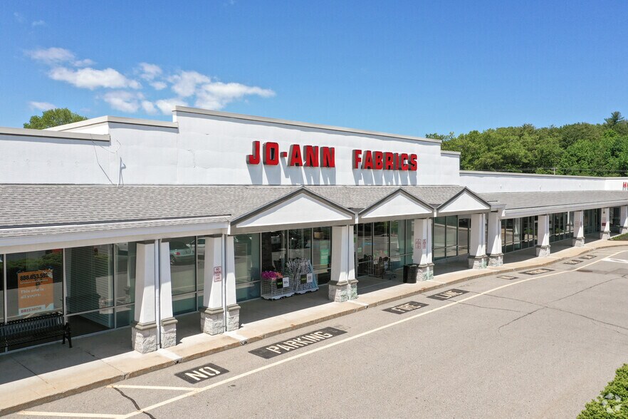 More Photos Of 270 Lafayette Rd, Seabrook Unknown For Lease