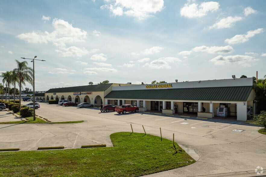 Primary Photo Of 8421-8425 S US Highway 1, Port Saint Lucie Storefront For Lease