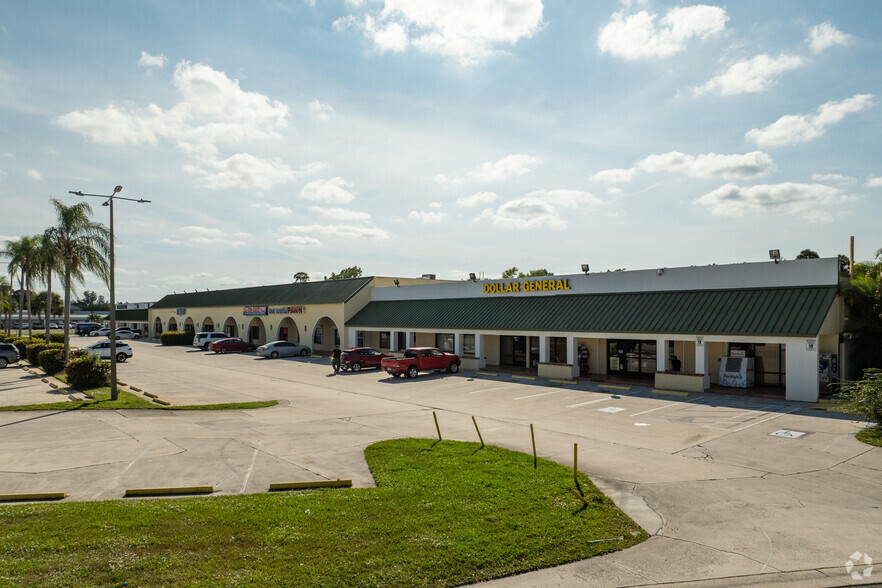 Primary Photo Of 8421-8453 S US Highway 1, Port Saint Lucie Storefront For Lease