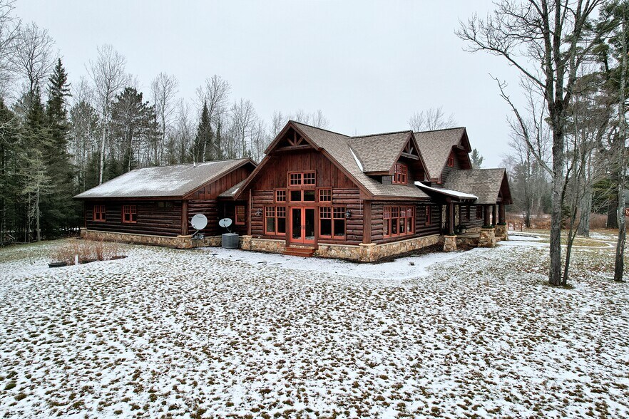 More Photos Of 5771 US Highway 45, Land O Lakes Office For Sale