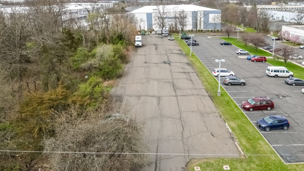 More Photos Of 644 howard avenue, Somerset Land For Lease