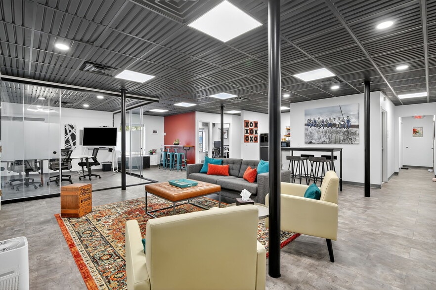 More Photos Of 363 New Britain Rd, Berlin Office For Sale