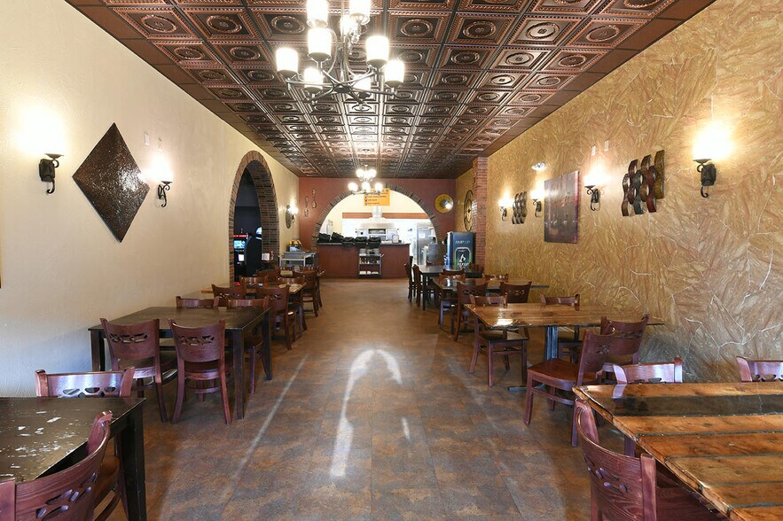 More Photos Of 239 Main St, Shelby Bar For Sale