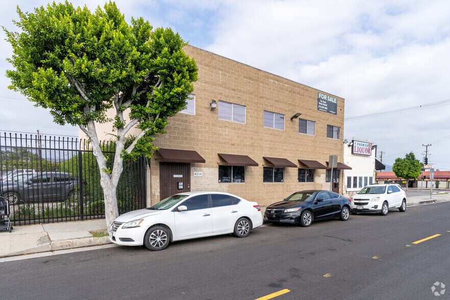 More Photos Of 8212-8214 San Fernando Rd, Sun Valley Light Distribution For Sale