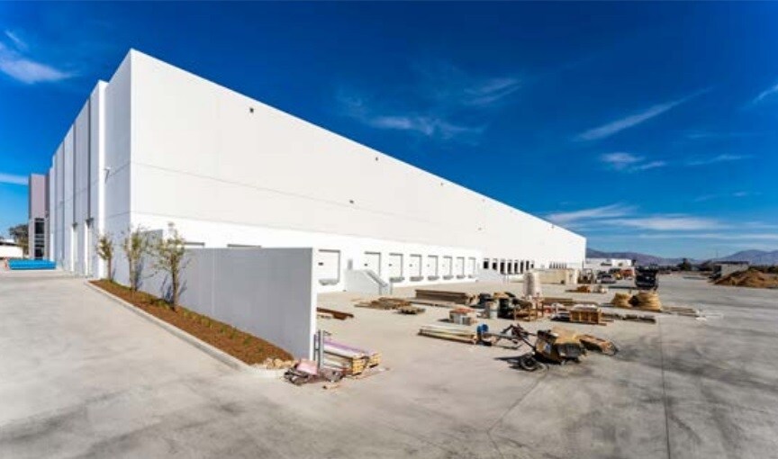 More Photos Of 7401 Bristow Ct, San Diego Warehouse For Lease