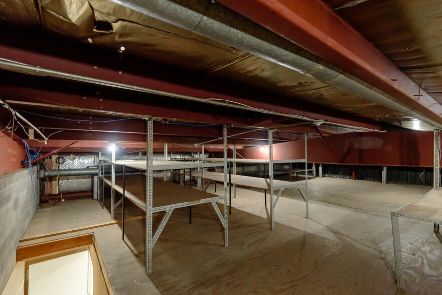 More Photos Of 6250 Jackson Rd, Ann Arbor Freestanding For Lease