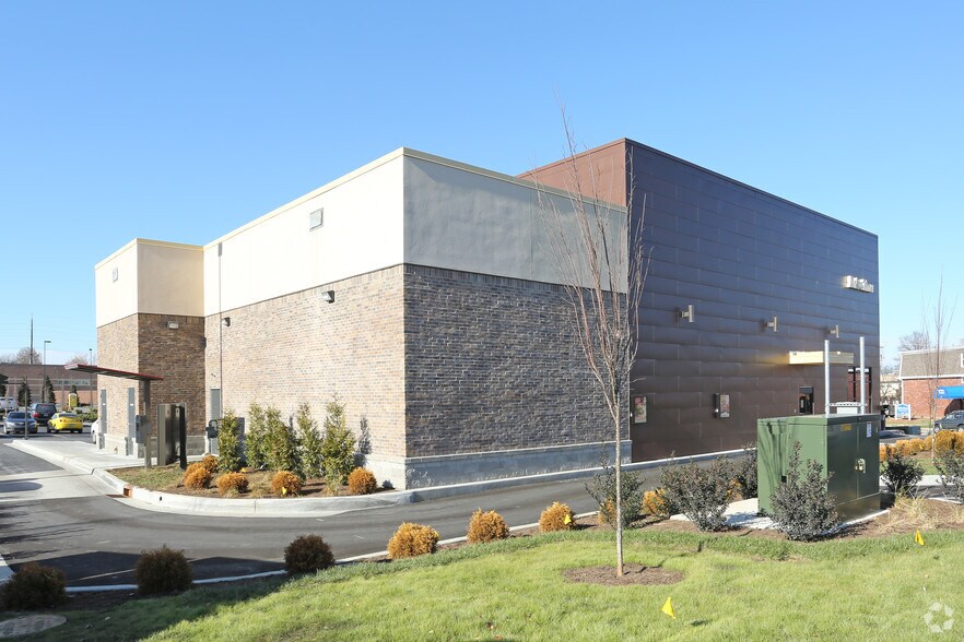 More Photos Of 134 Malabu Dr, Lexington General Retail For Sale