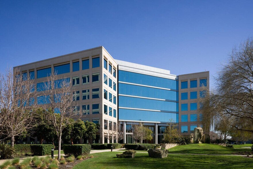 More Photos Of 201 Redwood Shores Pky, Redwood City Unknown For Sale