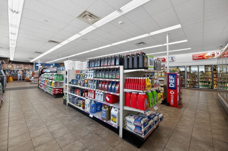 More Photos Of 1423 2nd St N, Sauk Rapids Convenience Store For Sale