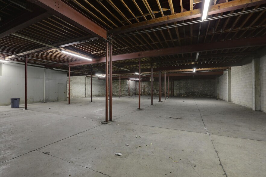 More Photos Of 600 York St, Quincy Industrial For Sale