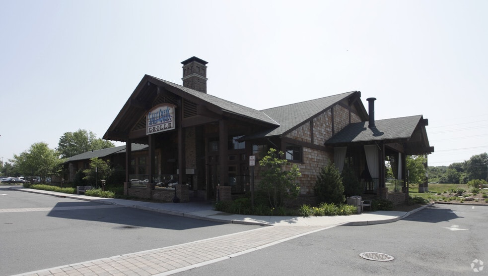 Primary Photo Of 1 Rockingham Row, Princeton Restaurant For Lease