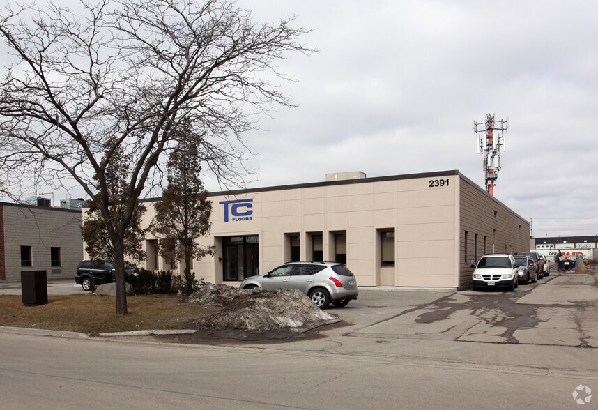 More Photos Of 2391 Anson Dr, Mississauga Warehouse For Sale