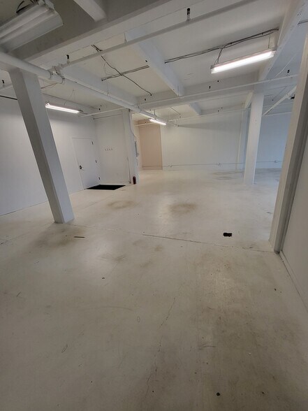 More Photos Of 80 Rockwood St, Rochester Loft Creative Space For Lease