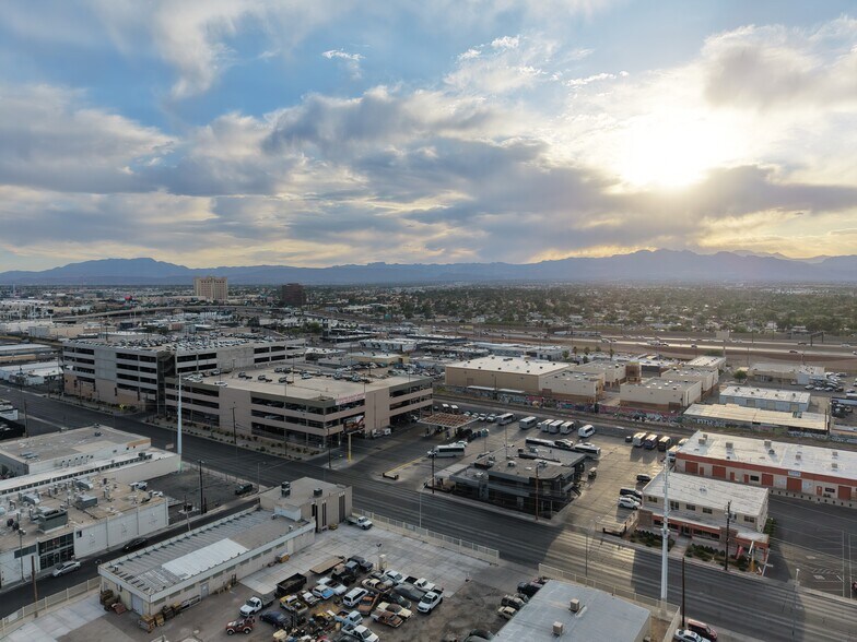 More Photos Of 1900 Industrial Rd, Las Vegas Parking Garage For Lease