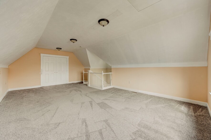 More Photos Of 4432 Pearl Rd, Cleveland Specialty For Sale