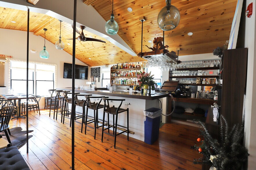 More Photos Of 87 Water St, Woods Hole Storefront Retail Office For Sale