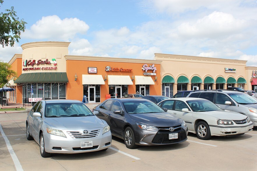 More Photos Of 6801 Rufe Snow Dr, Watauga Unknown For Lease