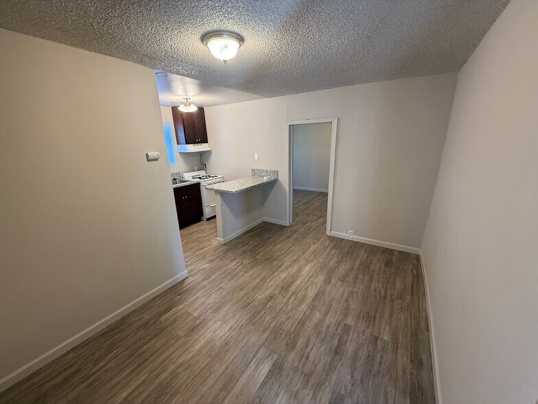 More Photos Of 13000 Paramount Blvd, Downey Apartments For Sale