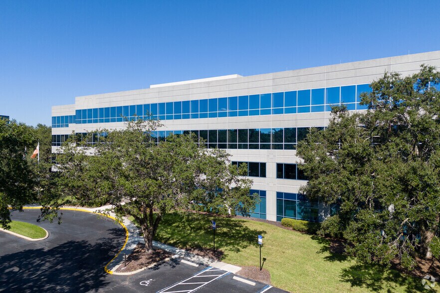 More Photos Of 10375 Centurion Pky N, Jacksonville Unknown For Lease