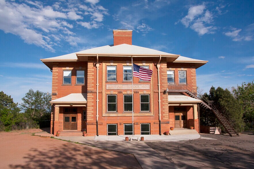 More Photos Of 815 S 25th St, Colorado Springs Office Residential For Sale