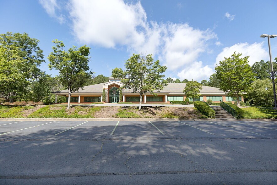 More Photos Of 1100 Brookstone Centre Pky, Columbus Office Residential For Sale