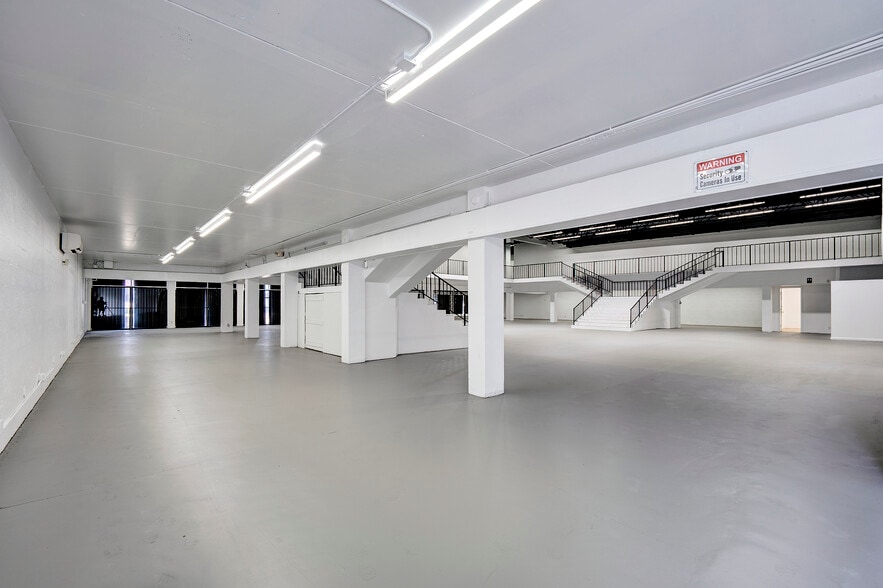 More Photos Of 32 S Dixie Hwy, Lake Worth Freestanding For Sale